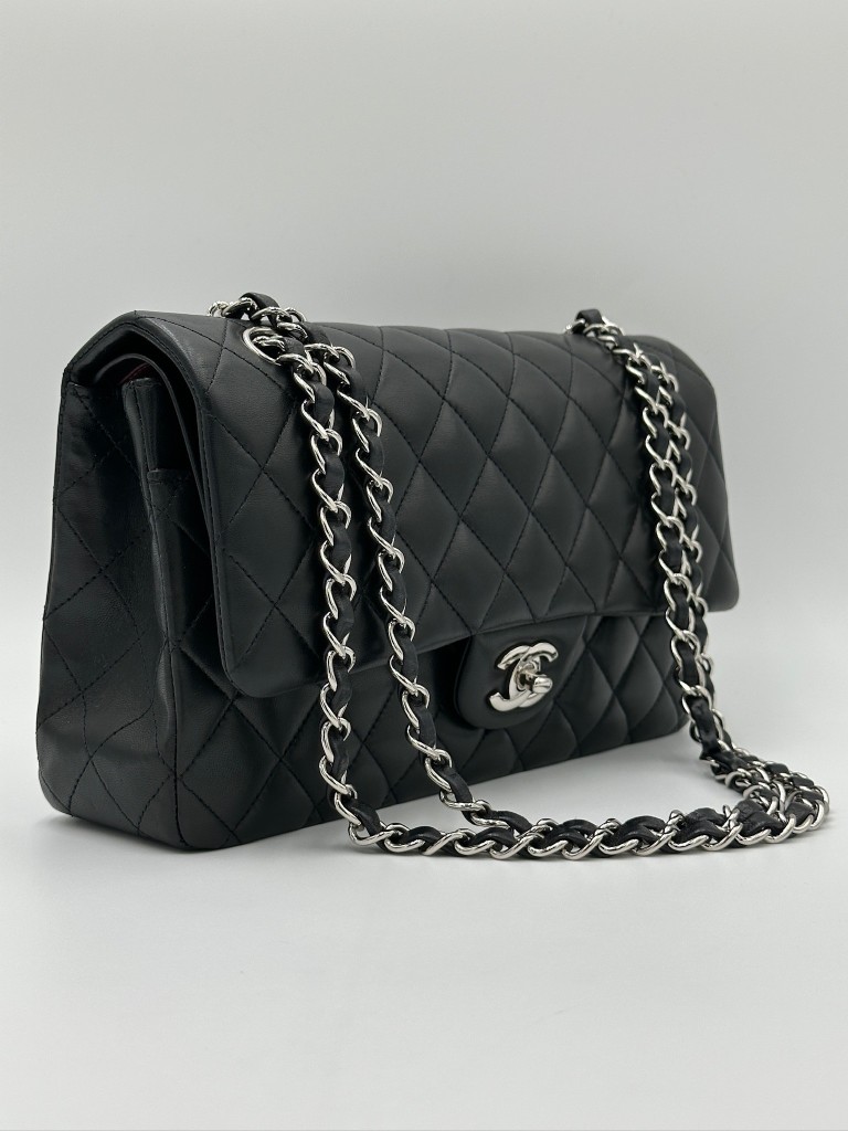 Classic Medium Double Flap bag
