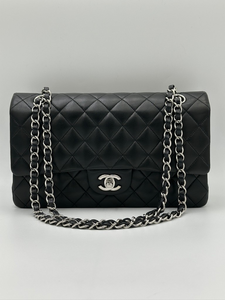 Classic Medium Double Flap bag