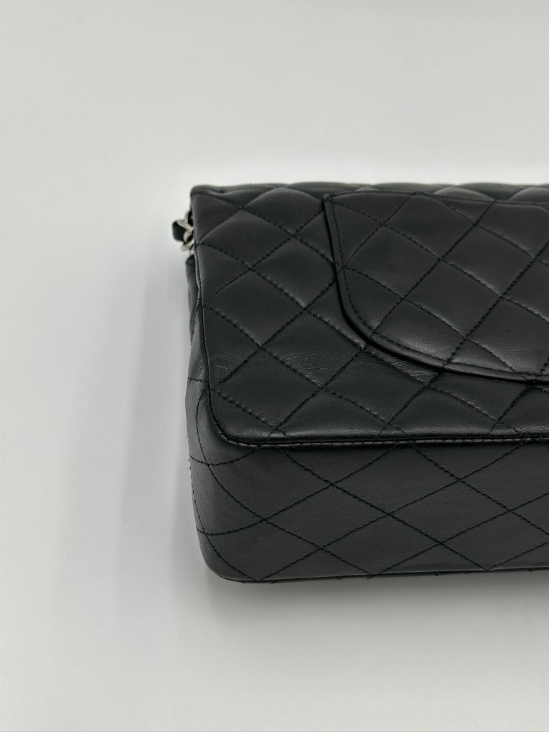 Classic Medium Double Flap bag