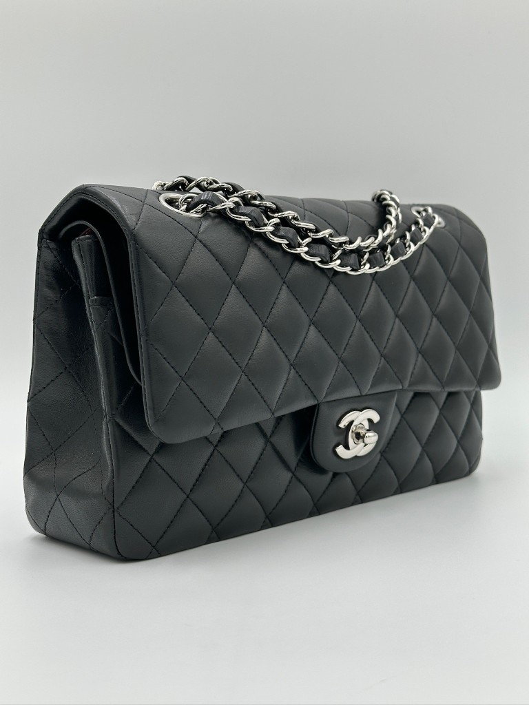 Classic Medium Double Flap bag
