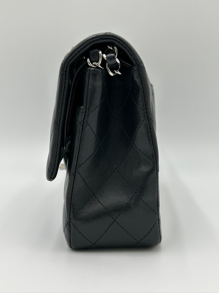 Classic Medium Double Flap bag