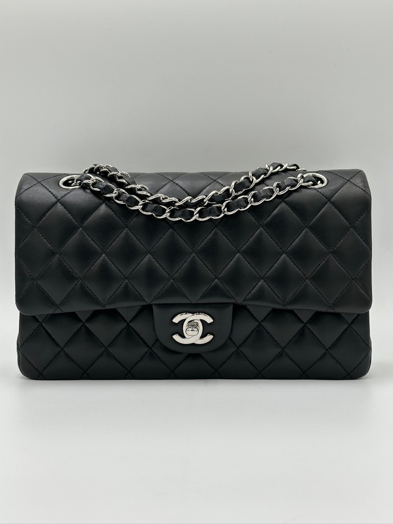 Classic Medium Double Flap bag