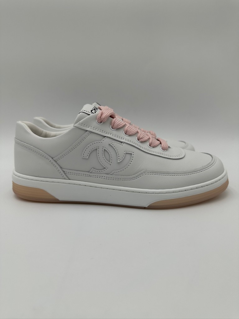 sneakersy