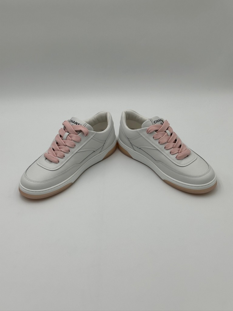 sneakersy