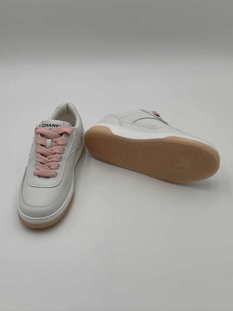 sneakersy
