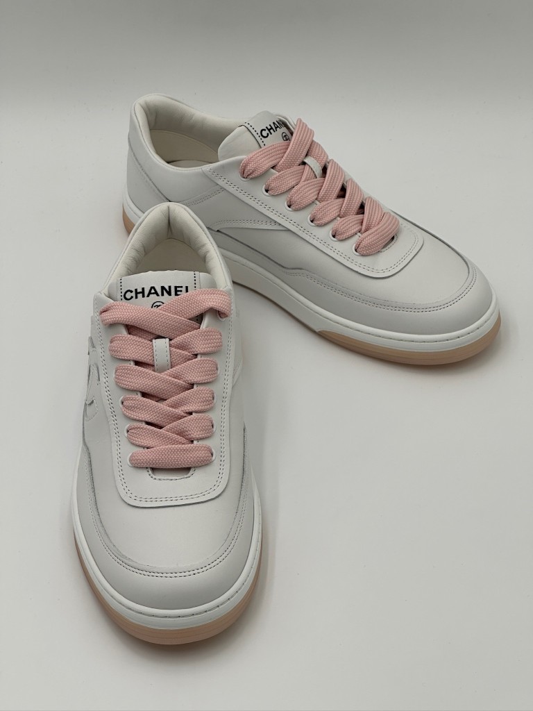 sneakersy