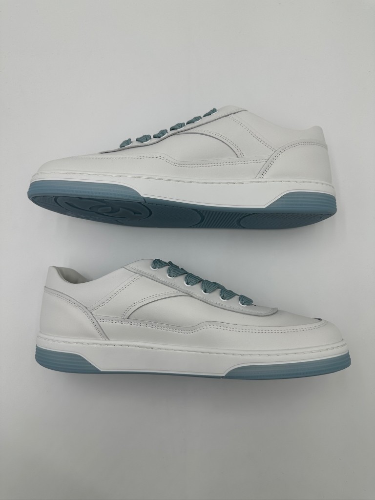 sneakersy