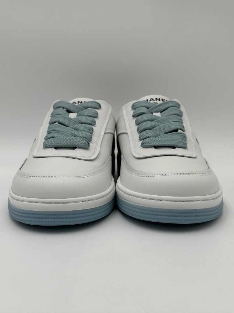 sneakersy