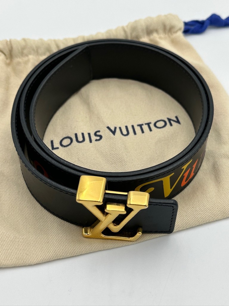 LV New Wave Belt display picture 2