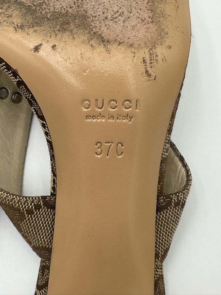 Gucci slides