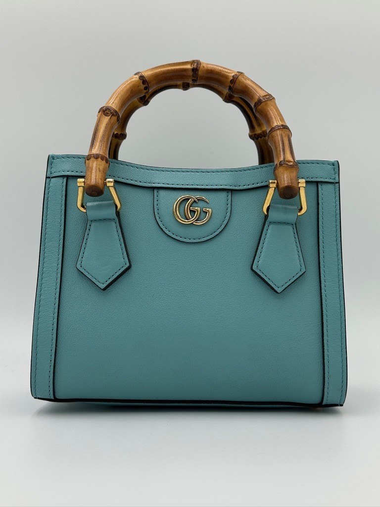 Gucci Diana Mini torebka