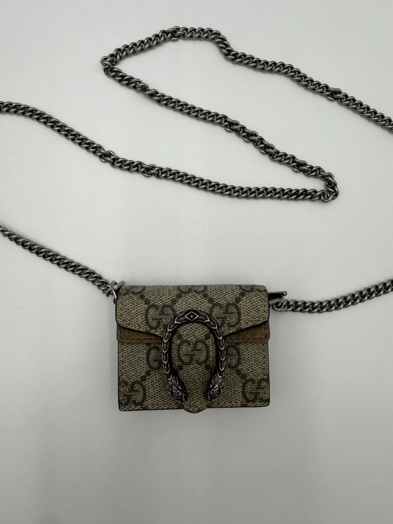 Dionysus AirPods case