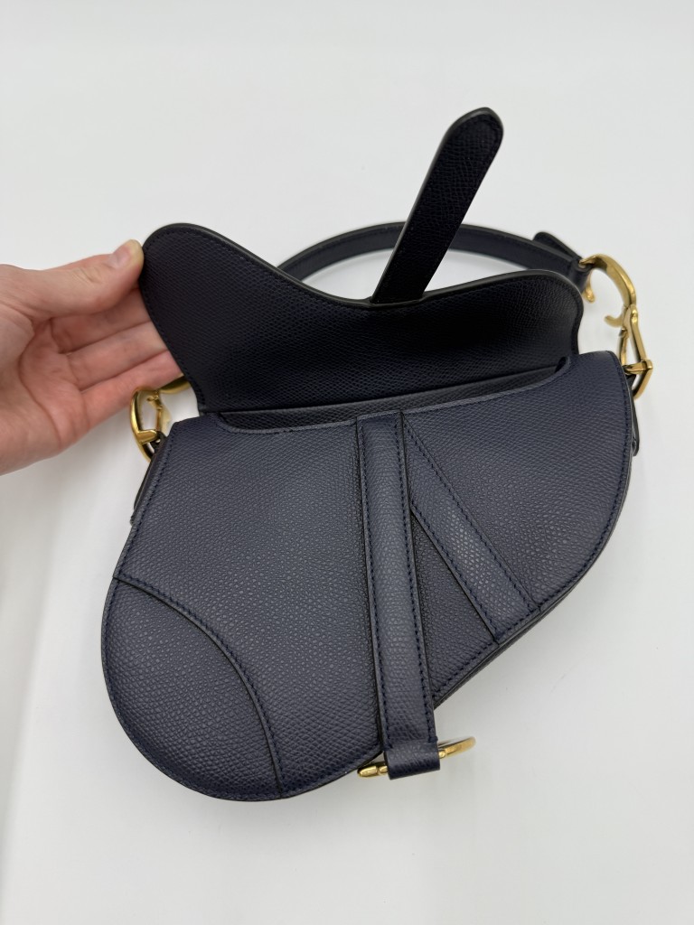 Saddle Mini torebka z paskiem
