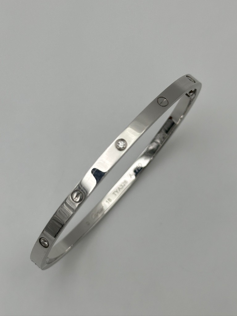 Love Small 6 diamonds bracelet