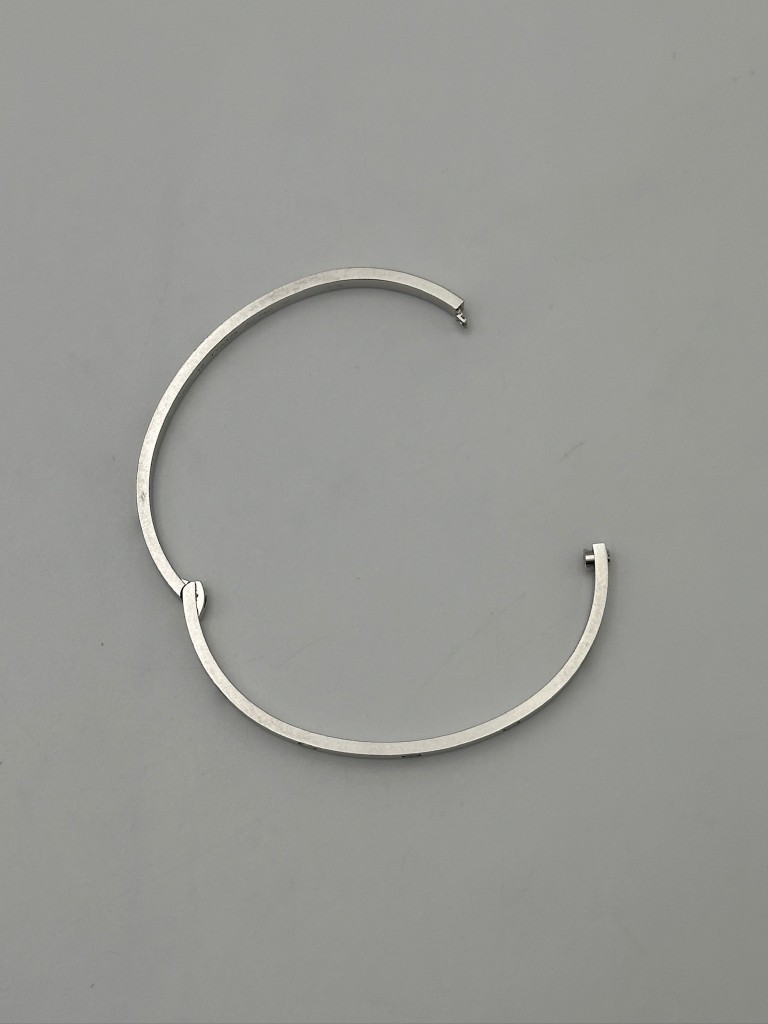 Love Small 6 diamonds bracelet