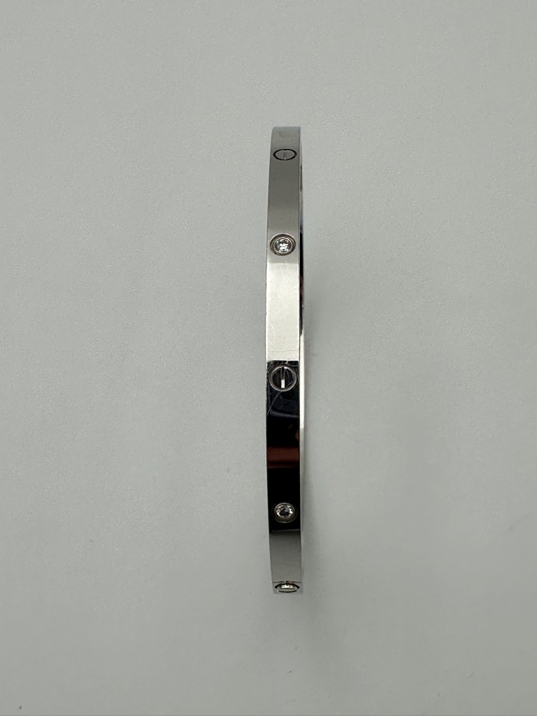 Love Small 6 diamonds bracelet