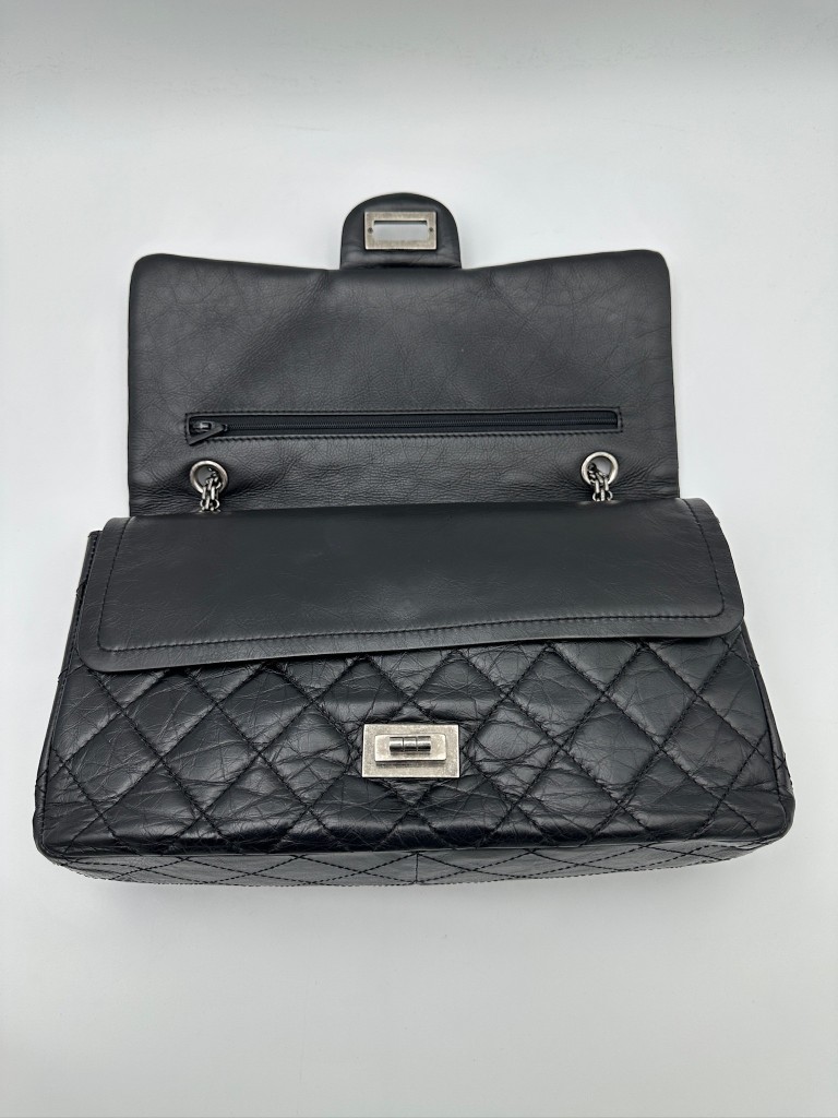 Chanel 2.55 Reissue 227 bag