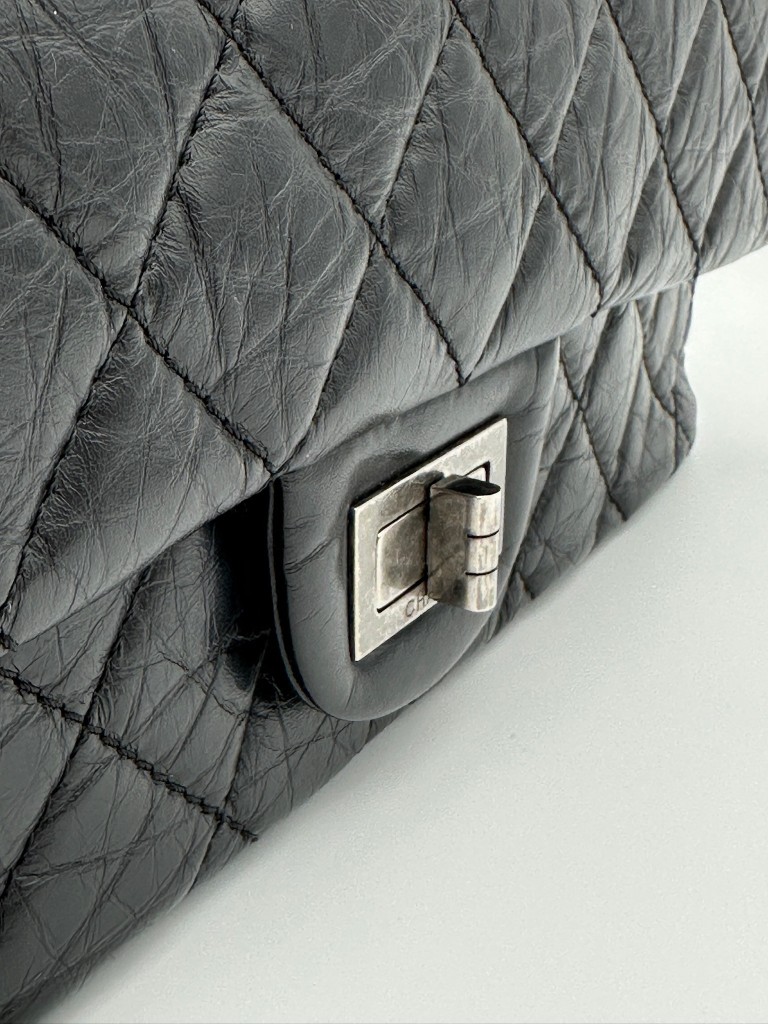 Chanel 2.55 Reissue 227 bag