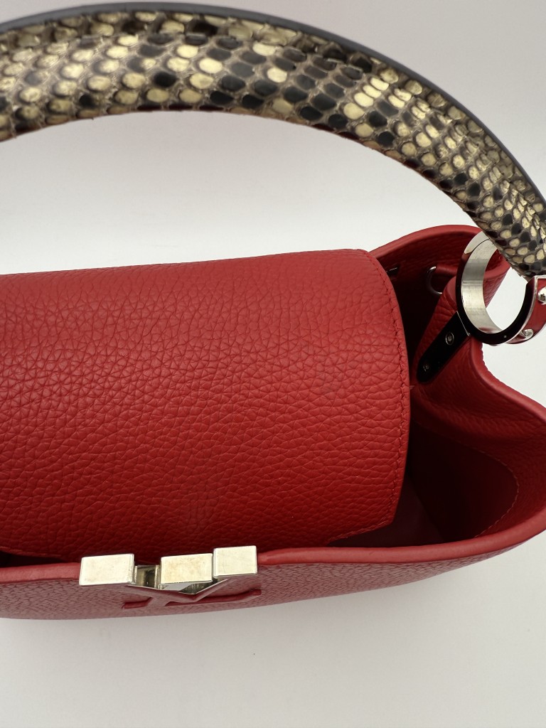 Louis Vuitton Capucines MM torebka