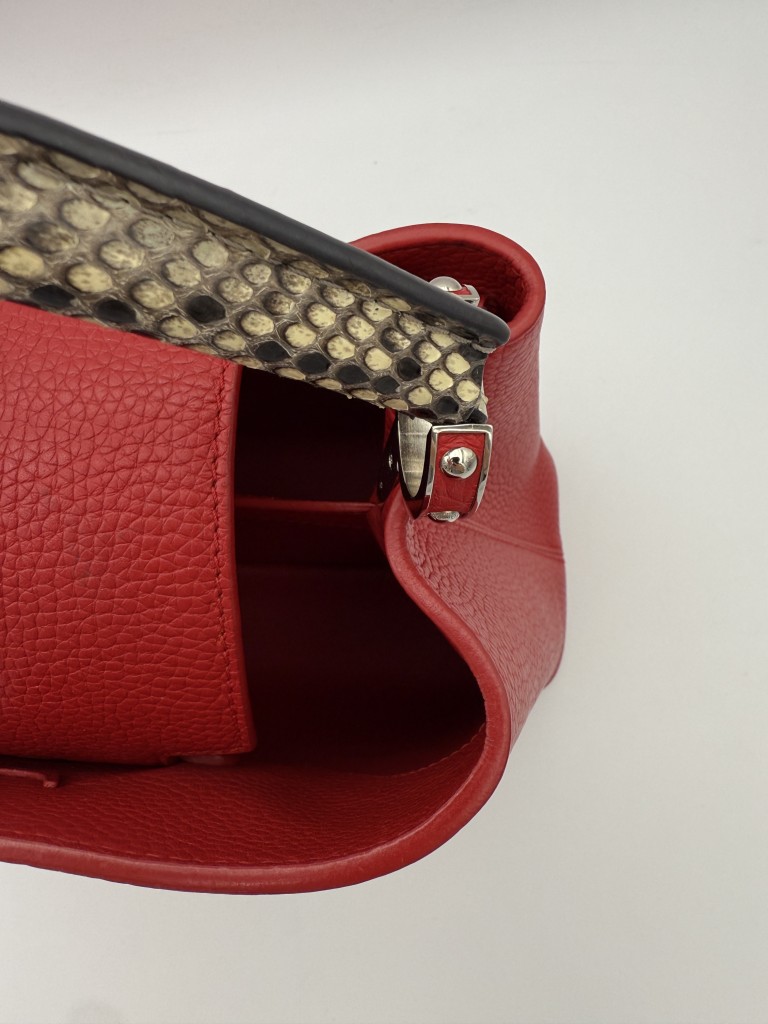 Louis Vuitton Capucines MM torebka