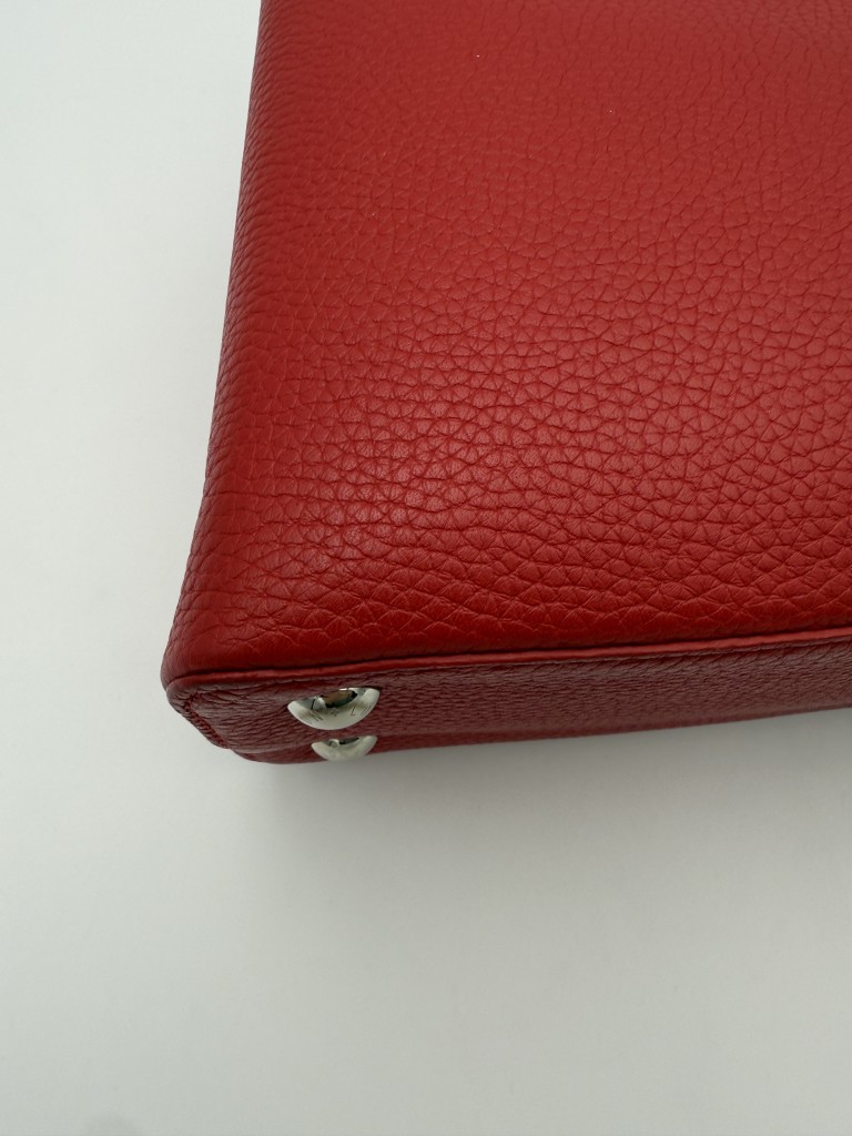 Louis Vuitton Capucines MM torebka