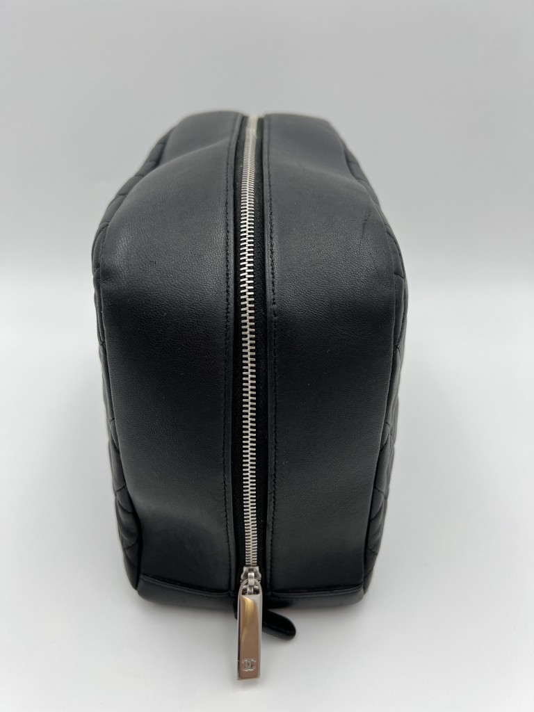 cosmetic pouch