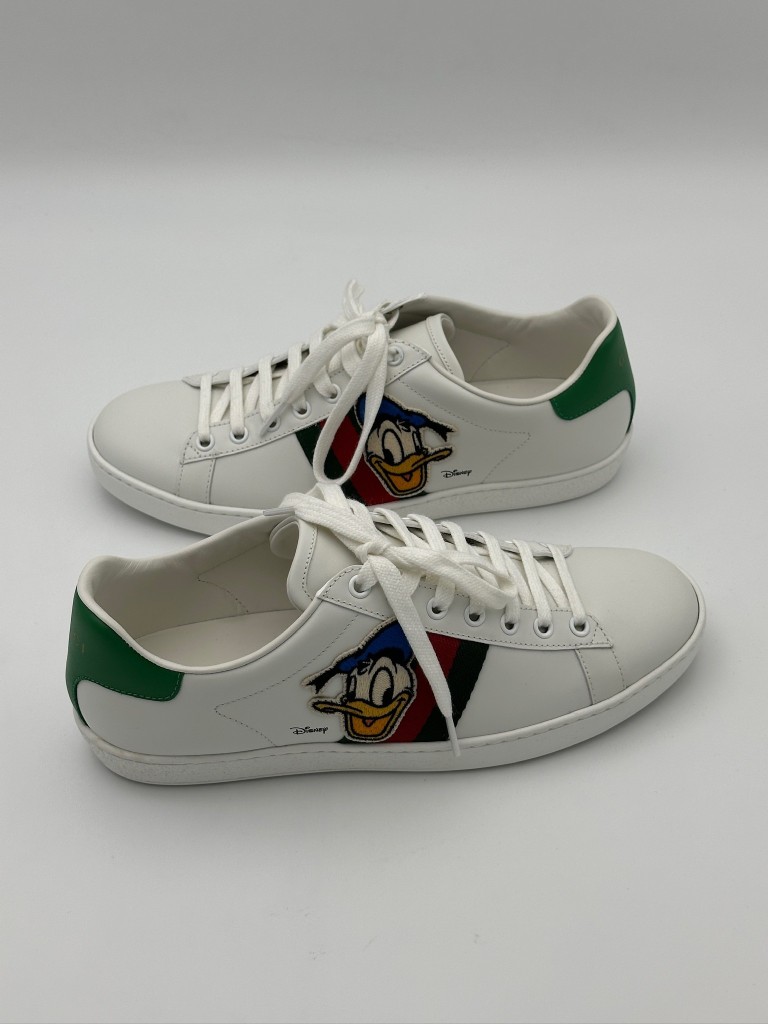 sneakersy