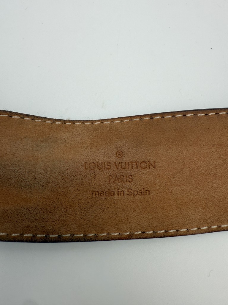 LV Initiales belt