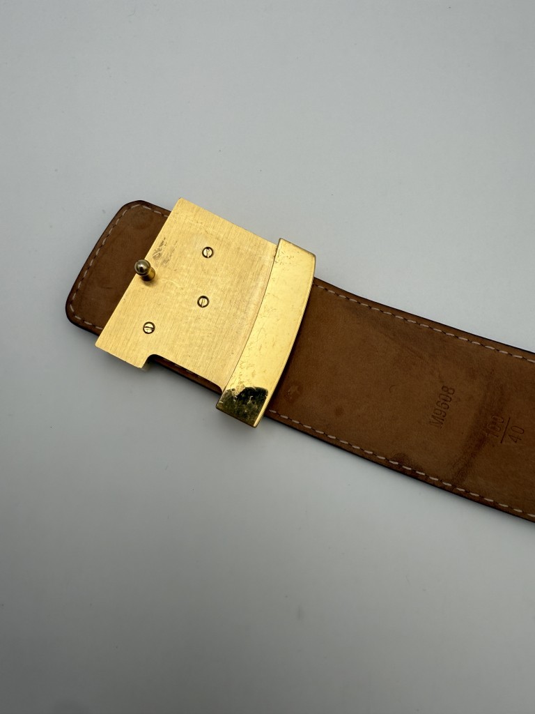 LV Initiales belt