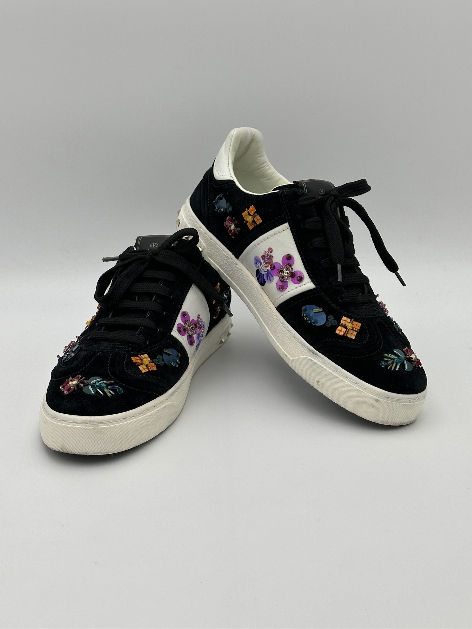 sneakersy