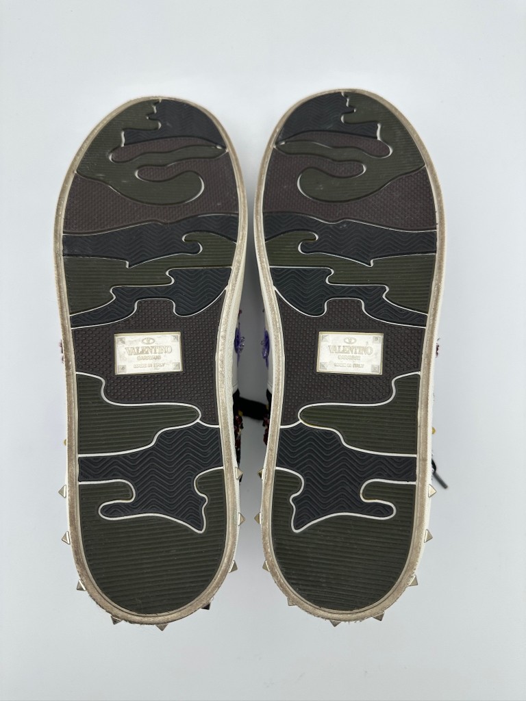sneakersy