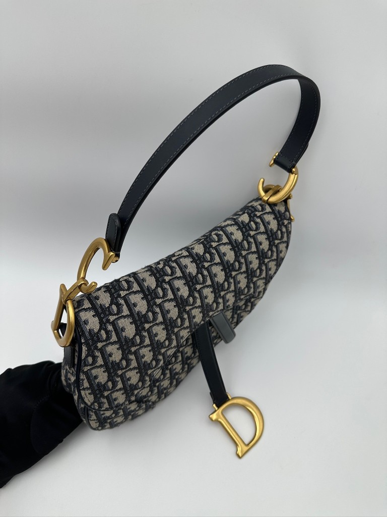 Saddle Medium torebka z paskiem