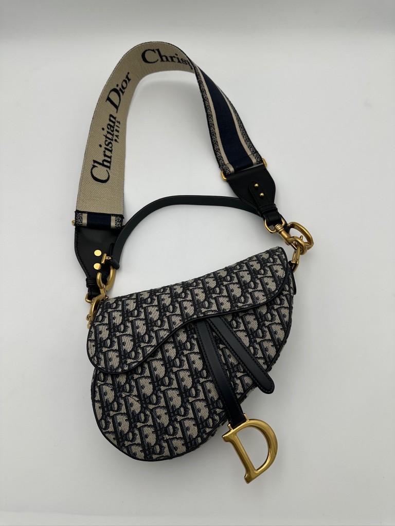 Saddle Medium torebka z paskiem