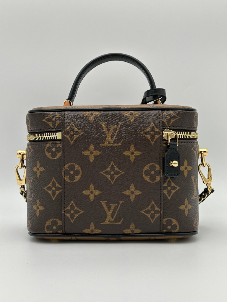 louis-vuitton-vanity-torebka