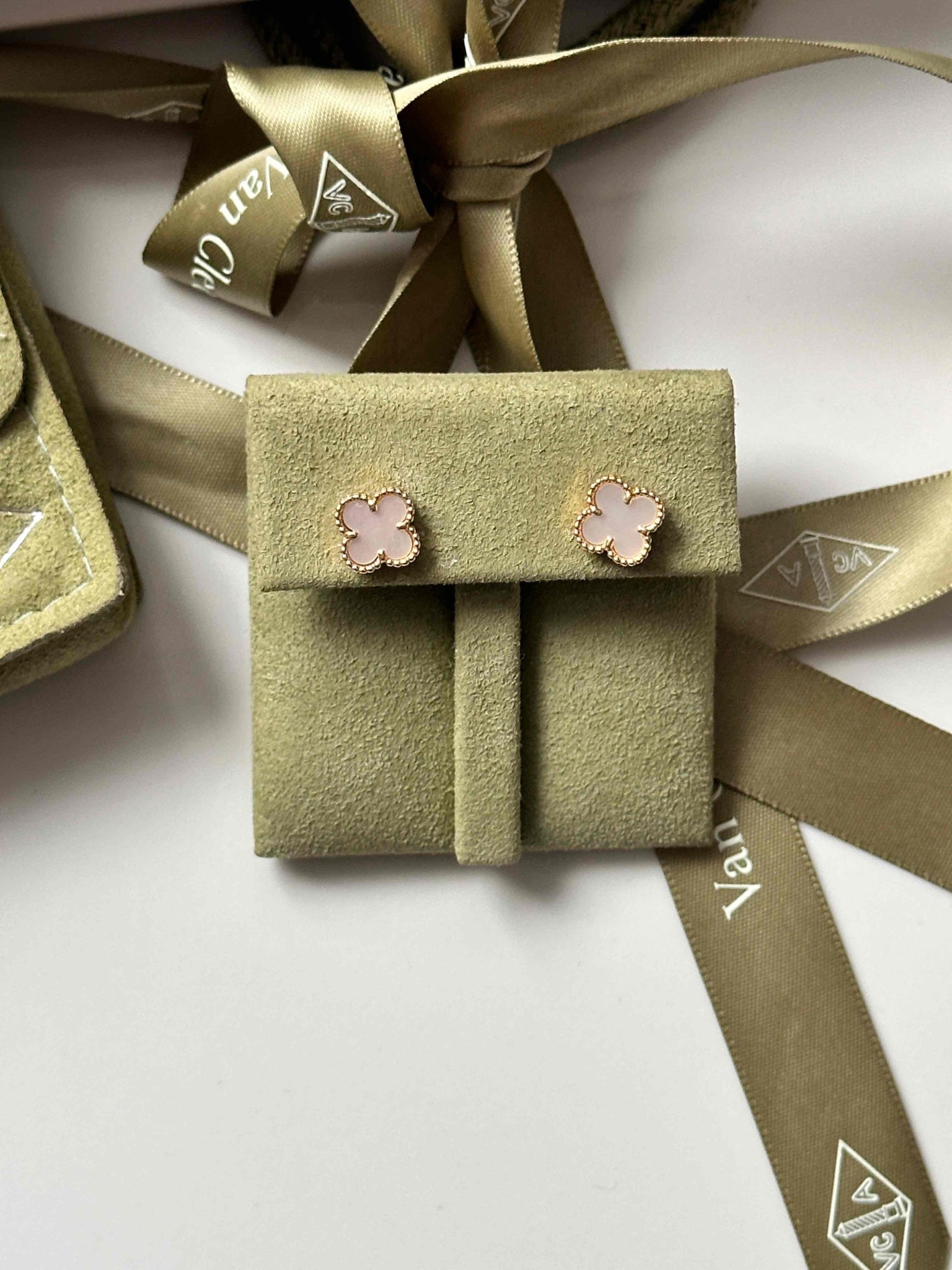 Sweet Alhambra earrings