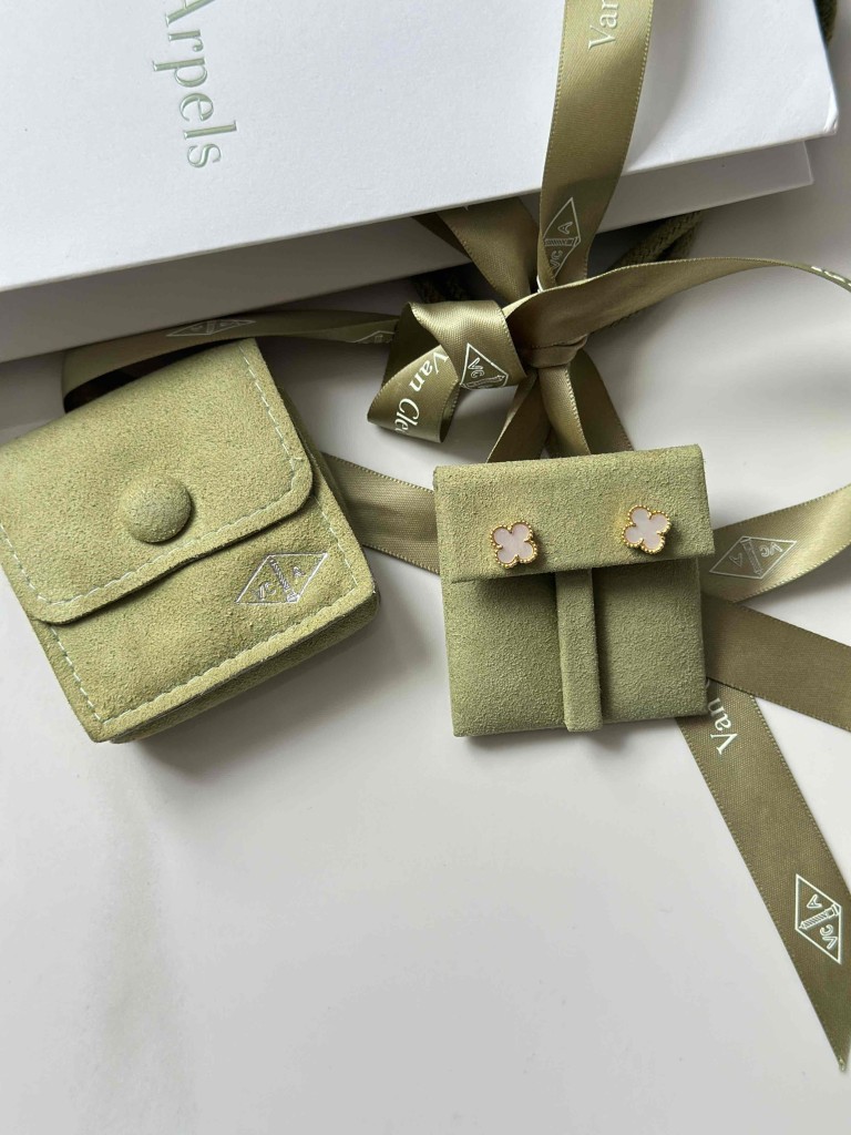 Sweet Alhambra earrings