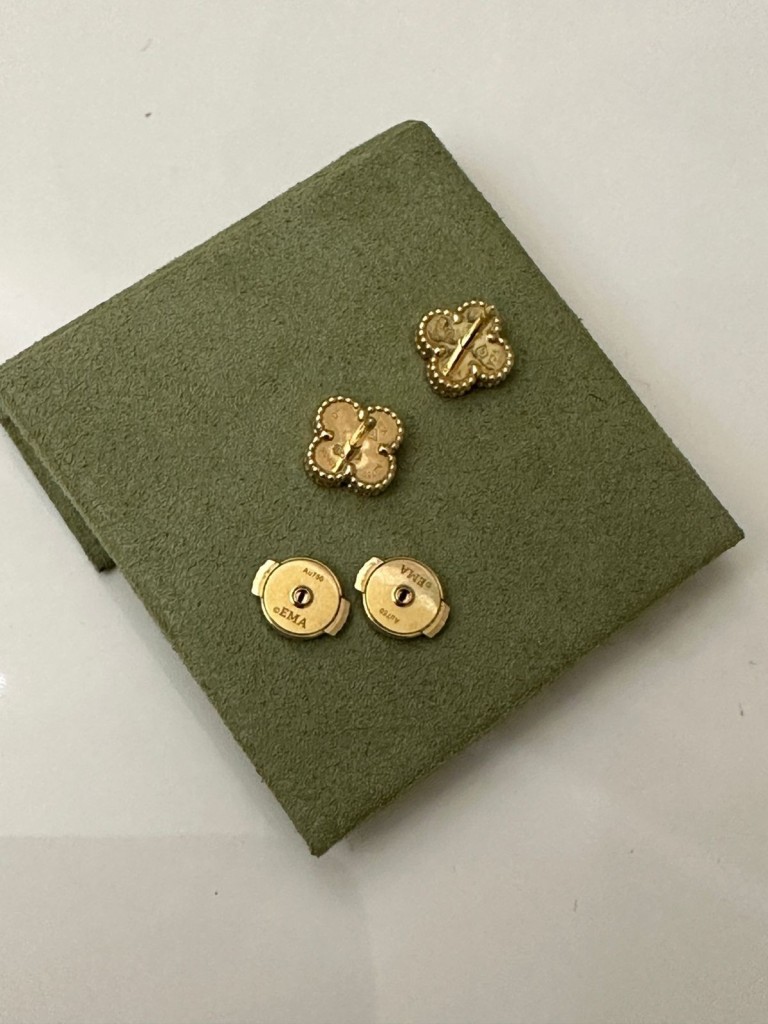 Sweet Alhambra earrings