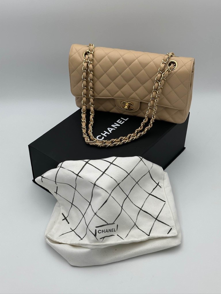 Classic Medium Double Flap bag