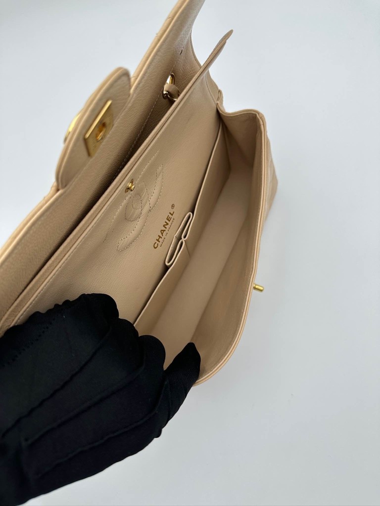 Classic Medium Double Flap bag