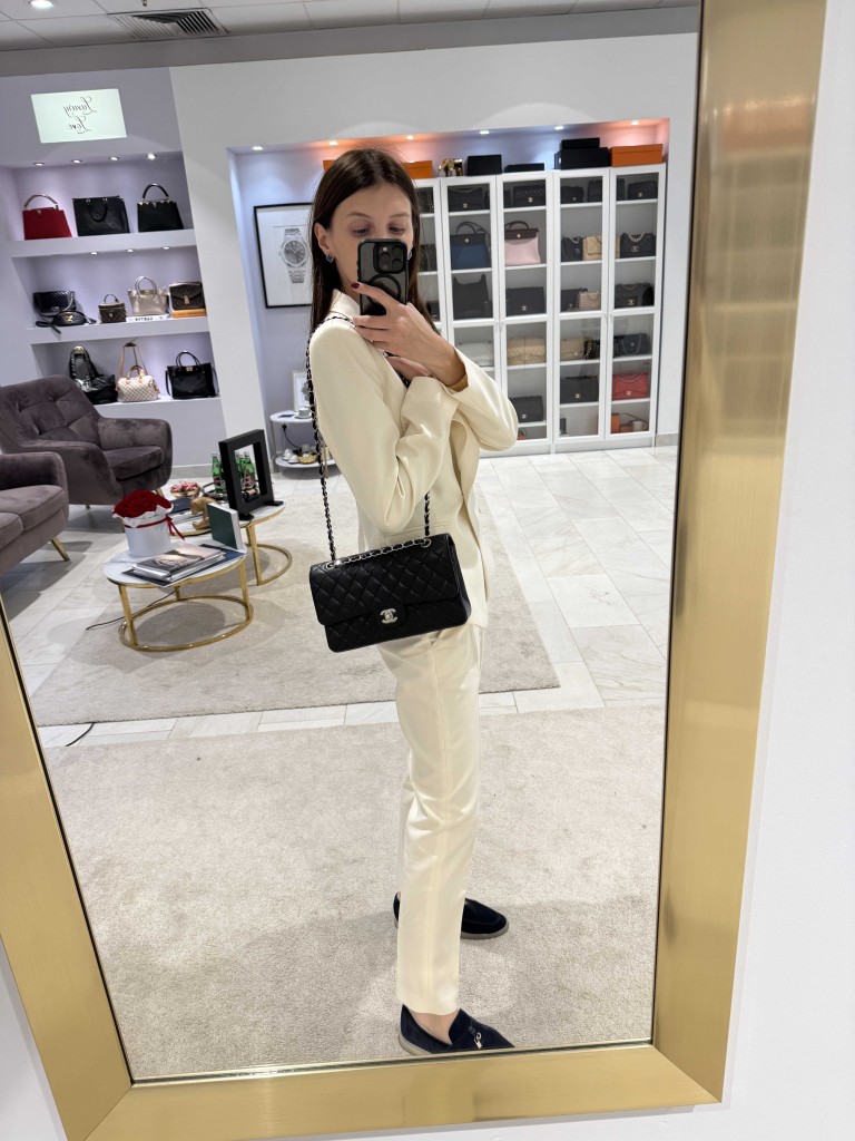 Classic Medium Double Flap bag