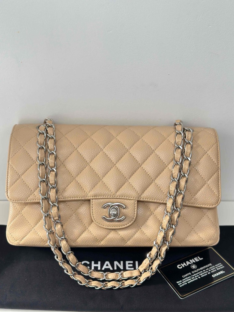 Chanel Classic Medium Double Flap torebka