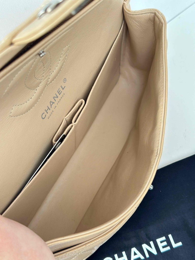 Chanel Classic Medium Double Flap torebka
