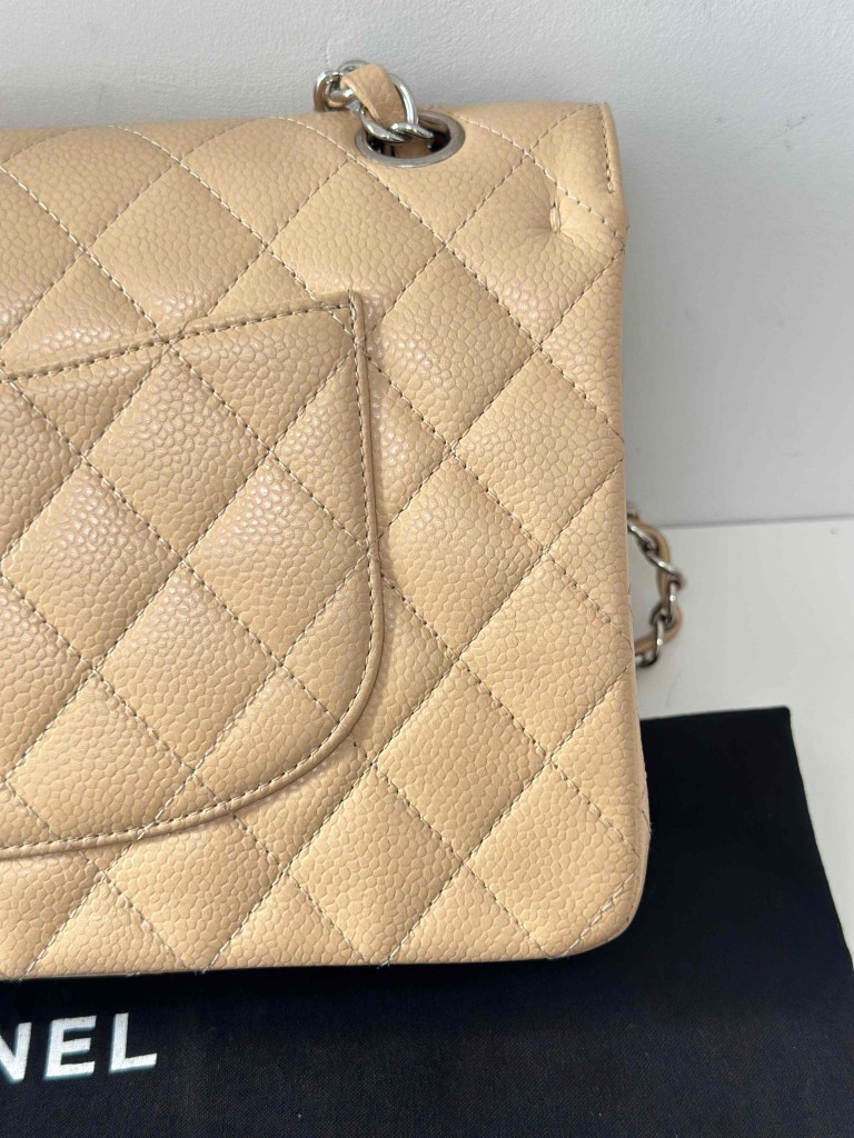 Chanel Classic Medium Double Flap torebka