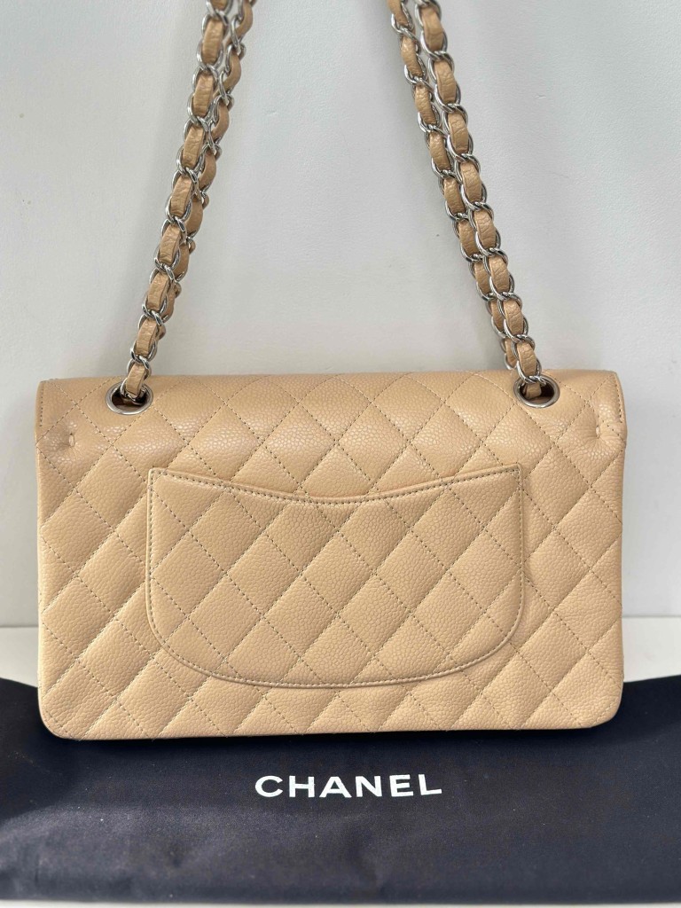 Chanel Classic Medium Double Flap torebka