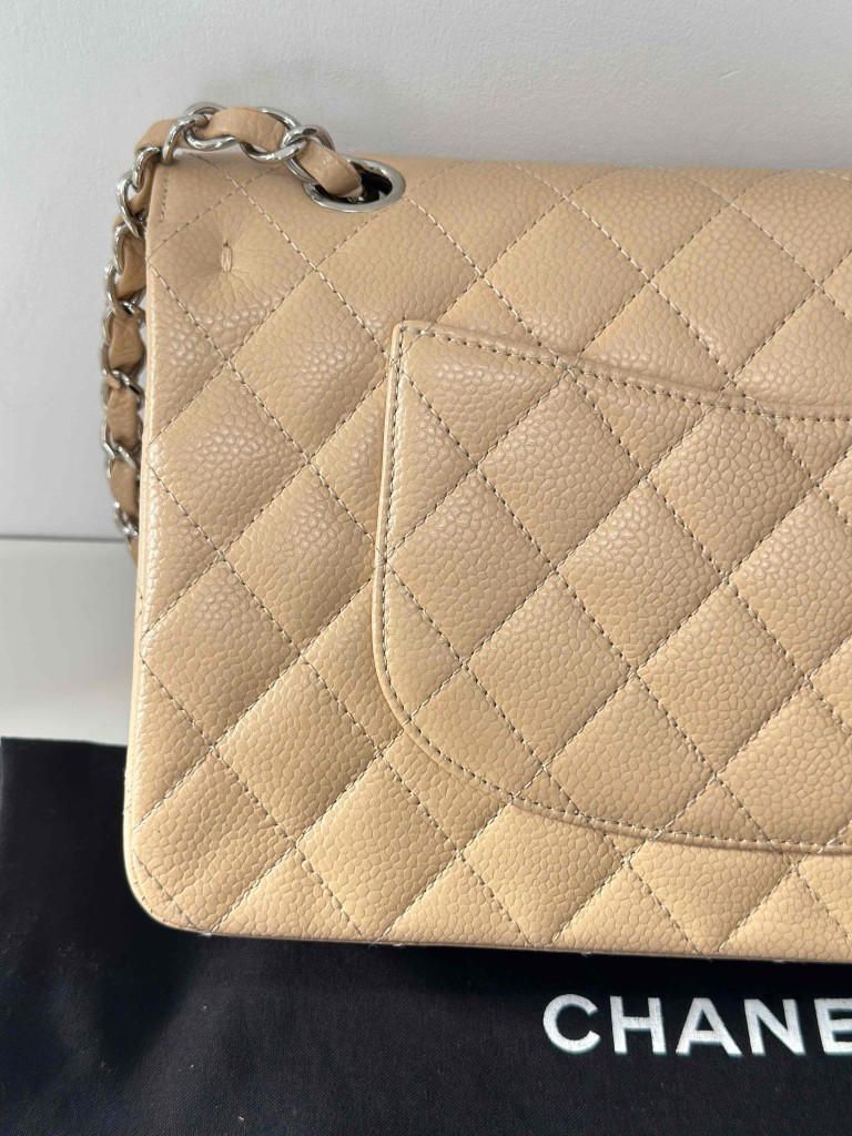 Chanel Classic Medium Double Flap torebka