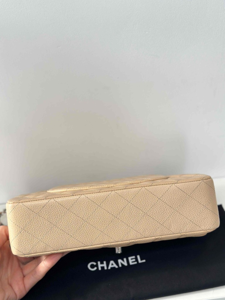 Chanel Classic Medium Double Flap torebka