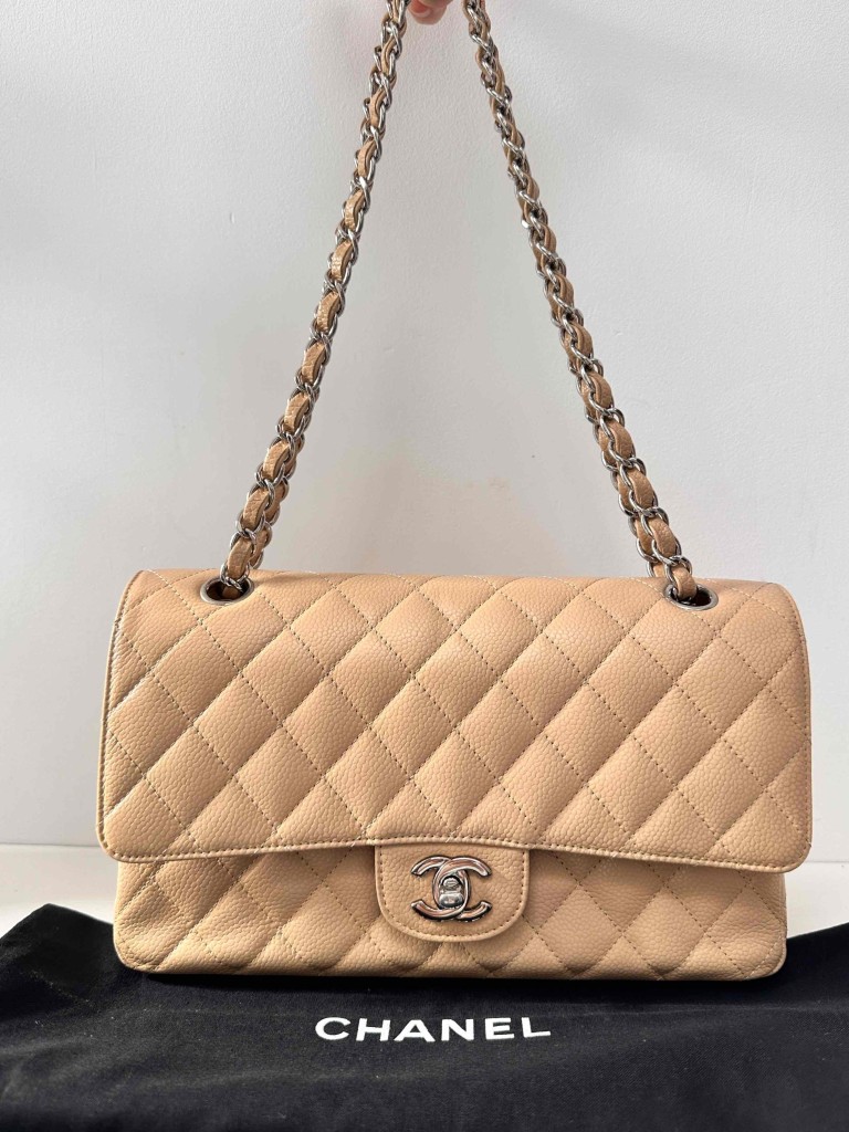 Chanel Classic Medium Double Flap torebka