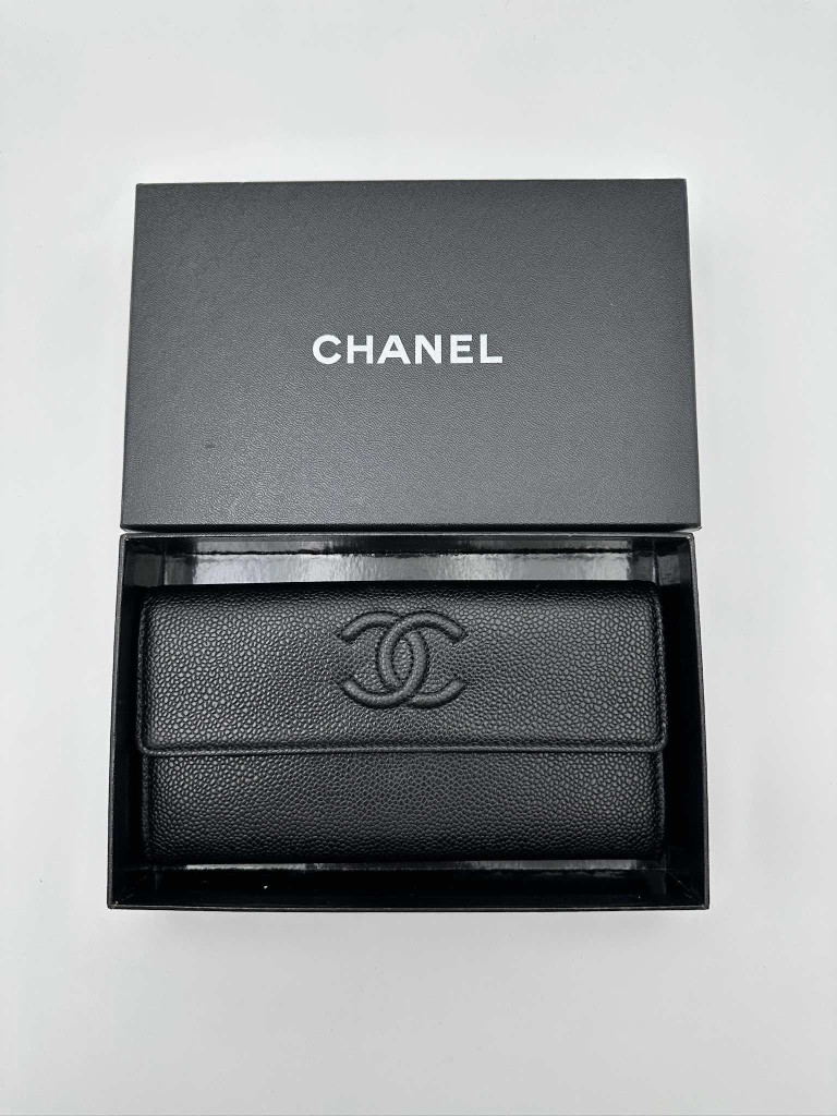 Chanel wallet