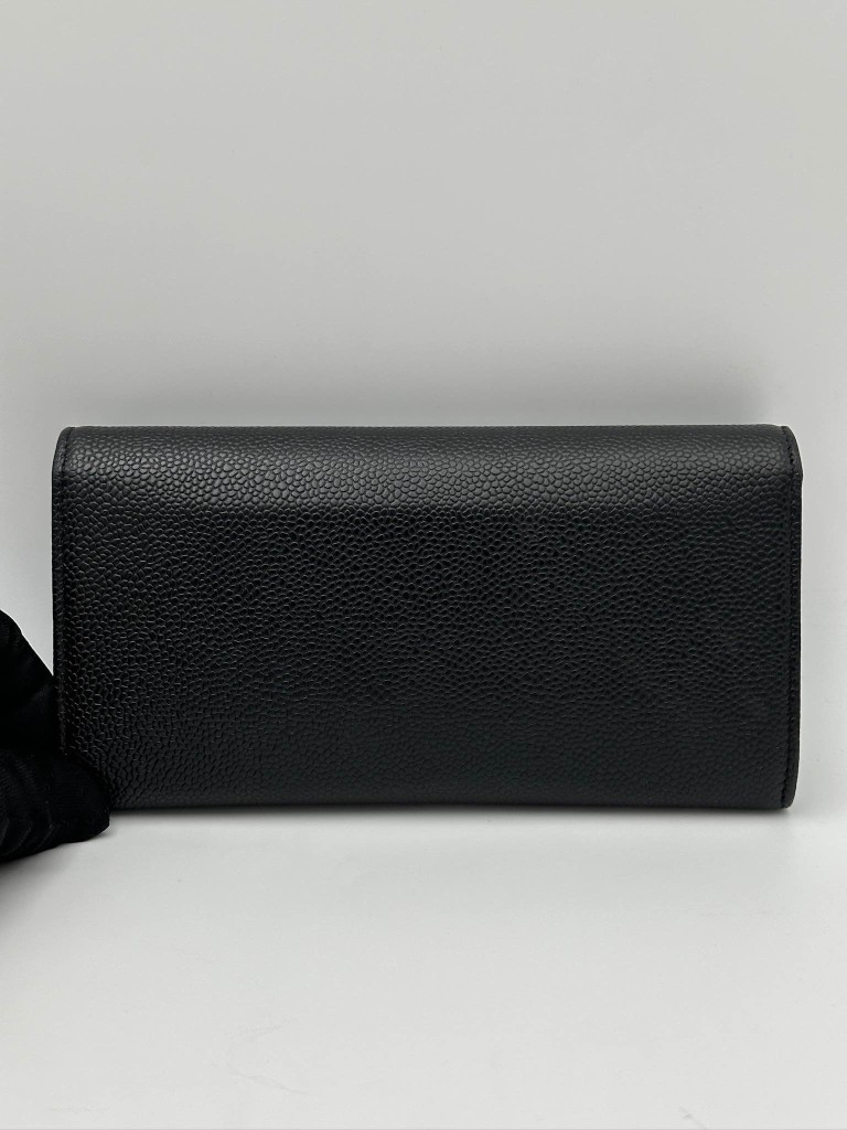Chanel wallet