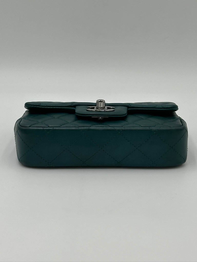 Classic Extra Mini bag